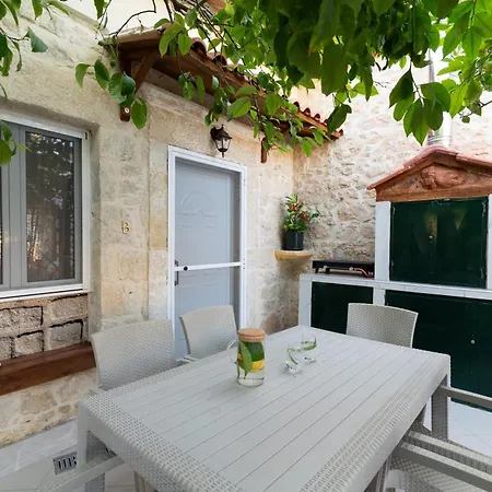 Apartman Petra House