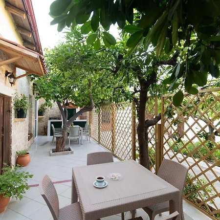 Apartman Petra House *